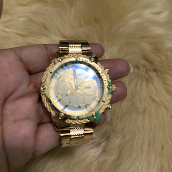 Gold Tone w/Rope Detail Metal Quartz Style Men’s Watch - Picture 4 of 6